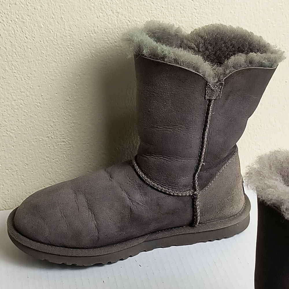 Ugg Charming Bailey Button Gray Winter Boots Mid-… - image 2